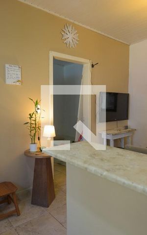 Casa à venda com 180m², 4 quartos e 4 vagas Casa à venda com 180m², 4 quartos e 4 vagasCozinha 2 / Copa