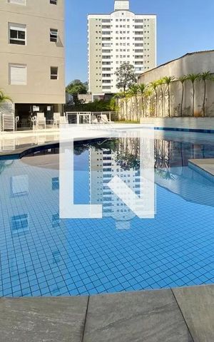Apartamento à venda com 65m², 2 quartos e 1 vaga Apartamento à venda com 65m², 2 quartos e 1 vagaPiscina