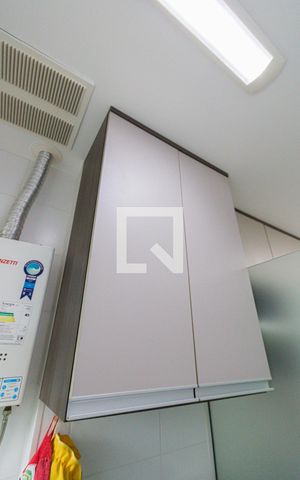 Apartamento à venda com 72m², 3 quartos e 1 vaga Apartamento à venda com 72m², 3 quartos e 1 vagaÁrea de Serviço