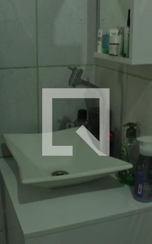 Casa à venda com 140m², 3 quartos e 2 vagasBanheiro da Suíte