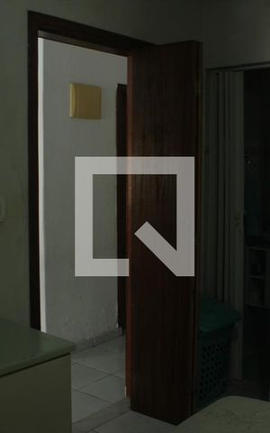Casa à venda com 140m², 3 quartos e 2 vagasSuíte