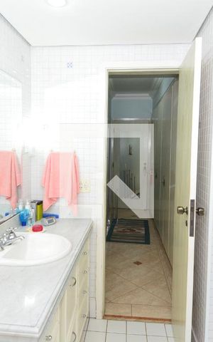 Apartamento à venda com 450m², 5 quartos e 3 vagasBanheiro suíte 1