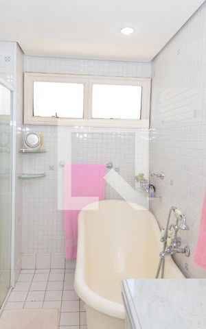 Apartamento à venda com 450m², 5 quartos e 3 vagasBanheiro suíte 1