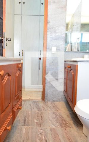Apartamento à venda com 450m², 5 quartos e 3 vagasBanheiro social 