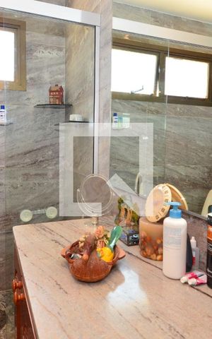 Apartamento à venda com 450m², 5 quartos e 3 vagasBanheiro social 