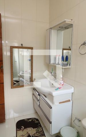 Casa à venda com 400m², 5 quartos e 6 vagasBanheiro da Suíte
