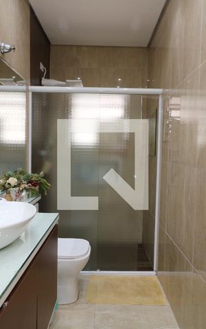 Casa à venda com 400m², 5 quartos e 6 vagasBanheiro