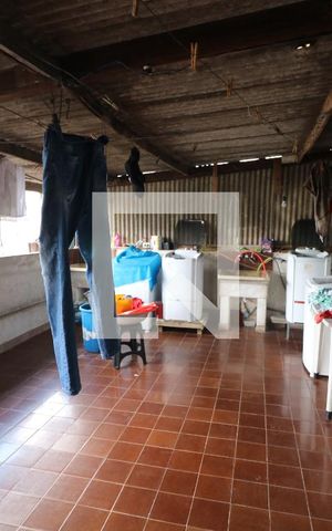 Casa à venda com 400m², 5 quartos e 6 vagasÁrea de Serviço