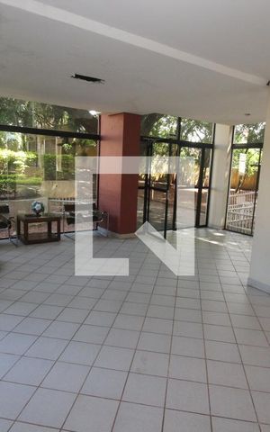 Apartamento à venda com 55m², 2 quartos e 1 vagaHall de entrada