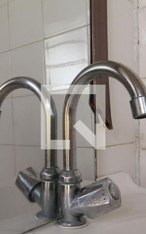 Casa à venda com 224m², 3 quartos e 2 vagasBanheiro de serviço