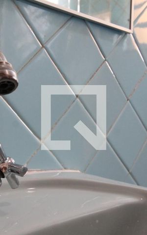 Casa à venda com 224m², 3 quartos e 2 vagasBanheiro - torneira