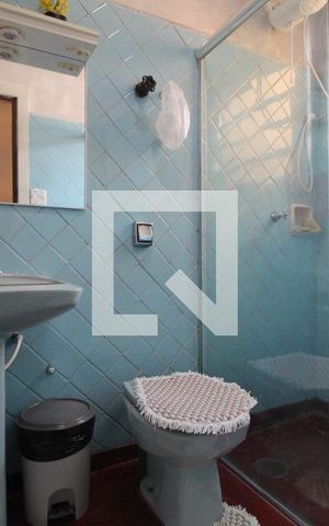 Casa à venda com 224m², 3 quartos e 2 vagasBanheiro