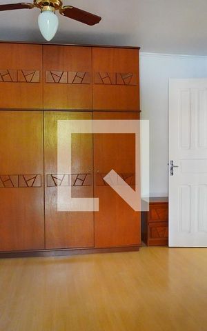 Casa à venda com 300m², 3 quartos e 4 vagasSuíte