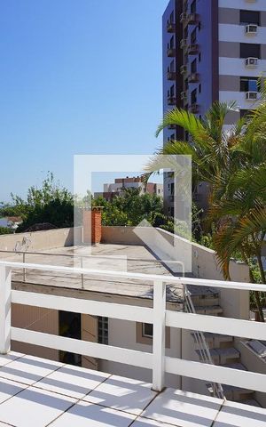 Casa à venda com 300m², 3 quartos e 4 vagasVaranda fundos
