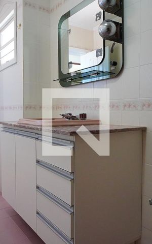 Casa à venda com 300m², 3 quartos e 4 vagasBanheiro da Suíte
