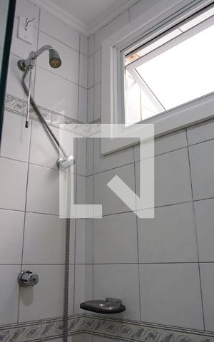Casa à venda com 300m², 3 quartos e 4 vagasBanheiro Corredor