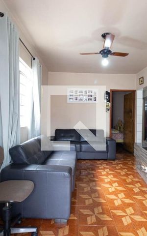 Casa à venda com 540m², 2 quartos e 1 vaga Casa à venda com 540m², 2 quartos e 1 vagaSala