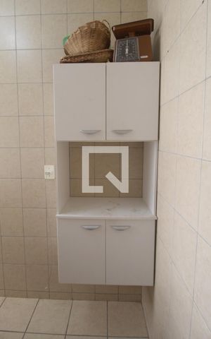 Apartamento para alugar com 55m², 2 quartos e sem vagaÁrea de Serviço