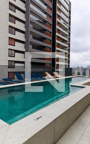 Studio para alugar com 23m², 1 quarto e sem vaga Studio para alugar com 23m², 1 quarto e sem vagaPiscina
