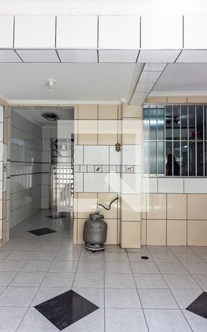 Casa à venda com 125m², 3 quartos e 2 vagas Casa à venda com 125m², 3 quartos e 2 vagasChurrasqueira