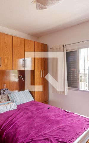 Casa à venda com 200m², 3 quartos e 2 vagas Casa à venda com 200m², 3 quartos e 2 vagasSuíte 1