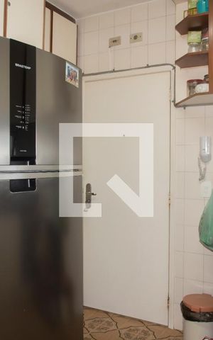 Apartamento à venda com 143m², 4 quartos e 2 vagas Apartamento à venda com 143m², 4 quartos e 2 vagasCozinha