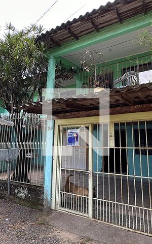 Casa à venda com 200m², 2 quartos e 1 vagaFachada