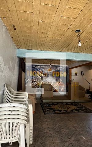 Casa à venda com 200m², 2 quartos e 1 vagaGaragem