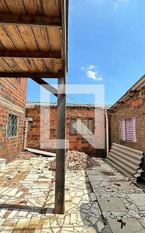 Casa à venda com 200m², 2 quartos e 1 vagaÁrea Externa