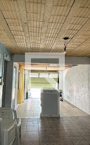 Casa à venda com 200m², 2 quartos e 1 vagaGaragem