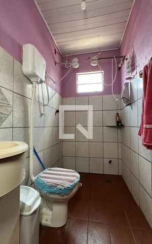 Casa à venda com 200m², 2 quartos e 1 vagaBanheiro 1