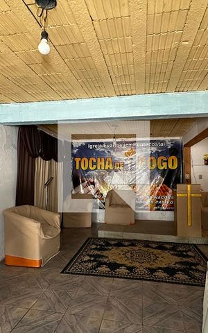 Casa à venda com 200m², 2 quartos e 1 vagaGaragem
