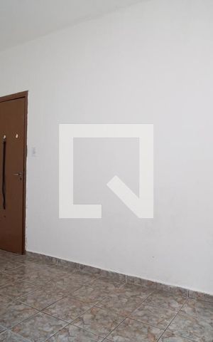 Casa para alugar com 70m², 2 quartos e 2 vagasQuarto 2
