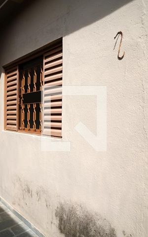 Casa para alugar com 70m², 2 quartos e 2 vagasÁrea de Serviço