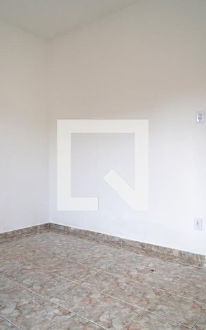 Casa para alugar com 70m², 2 quartos e 2 vagasQuarto 1