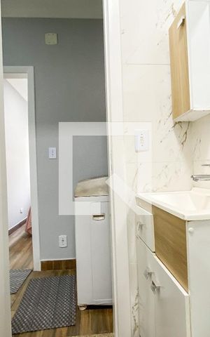 Studio para alugar com 35m², 2 quartos e sem vaga Studio para alugar com 35m², 2 quartos e sem vagaBanheiro 02