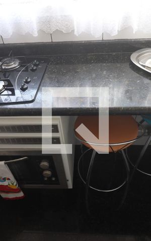 Apartamento à venda com 60m², 2 quartos e 2 vagasCozinha 