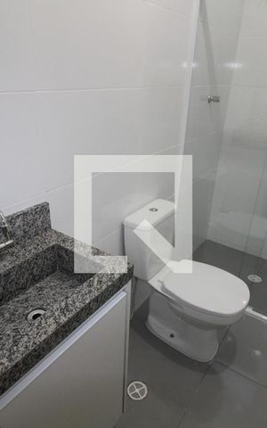 Casa para alugar com 25m², 1 quarto e sem vagaBanheiro