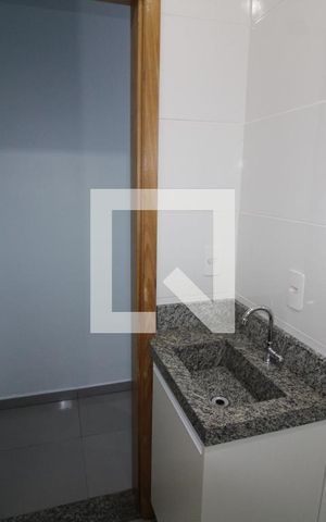 Casa para alugar com 25m², 1 quarto e sem vagaBanheiro