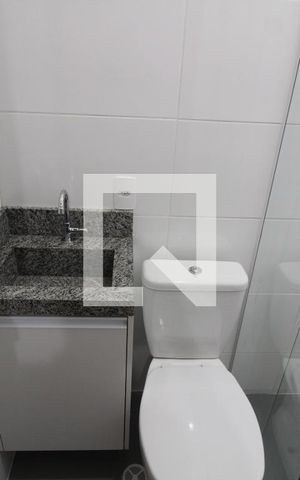 Casa para alugar com 27m², 1 quarto e sem vagaBanheiro