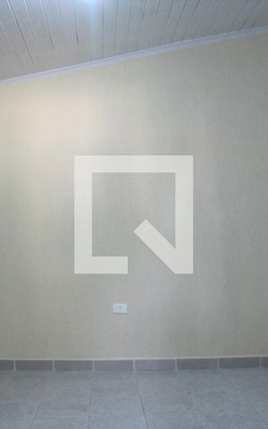Casa para alugar com 30m², 1 quarto e sem vagaQuarto