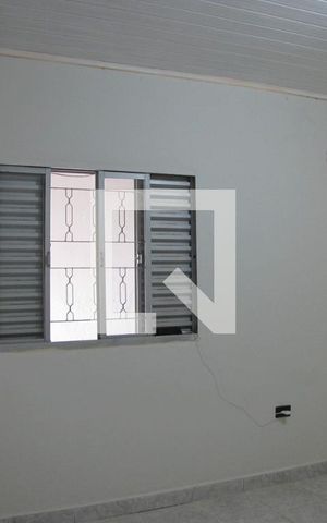 Casa para alugar com 30m², 1 quarto e sem vagasala