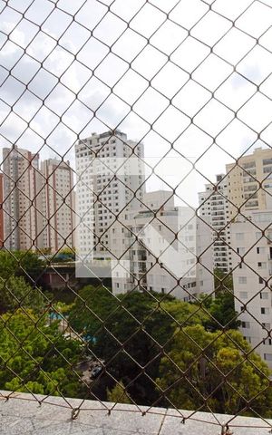 Apartamento à venda com 120m², 2 quartos e 3 vagas Apartamento à venda com 120m², 2 quartos e 3 vagasVaranda da Suíte 1
