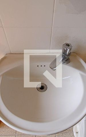 Apartamento à venda com 120m², 2 quartos e 3 vagas Apartamento à venda com 120m², 2 quartos e 3 vagasBanheiro de serviço
