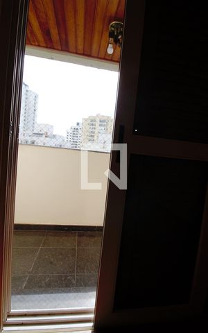 Apartamento à venda com 120m², 2 quartos e 3 vagas Apartamento à venda com 120m², 2 quartos e 3 vagasVaranda da Suíte 1