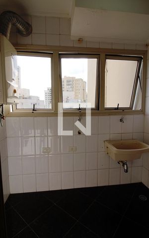 Apartamento à venda com 120m², 2 quartos e 3 vagas Apartamento à venda com 120m², 2 quartos e 3 vagasÁrea de Serviço