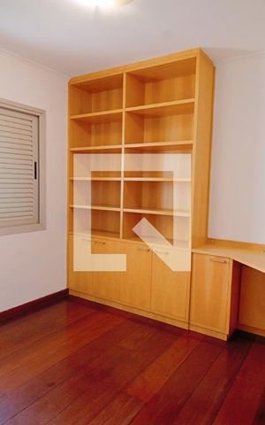 Apartamento à venda com 120m², 2 quartos e 3 vagas Apartamento à venda com 120m², 2 quartos e 3 vagasQuarto 2
