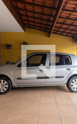 Casa à venda com 253m², 3 quartos e 2 vagas Casa à venda com 253m², 3 quartos e 2 vagasGaragem