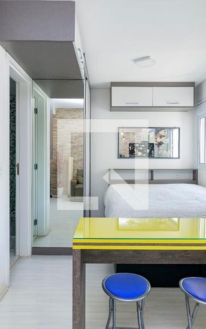 Studio à venda com 40m², 1 quarto e 1 vaga Studio à venda com 40m², 1 quarto e 1 vagaStudio