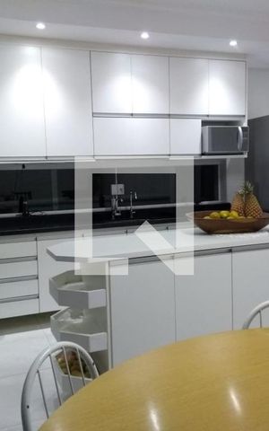 Casa à venda com 234m², 3 quartos e 2 vagas